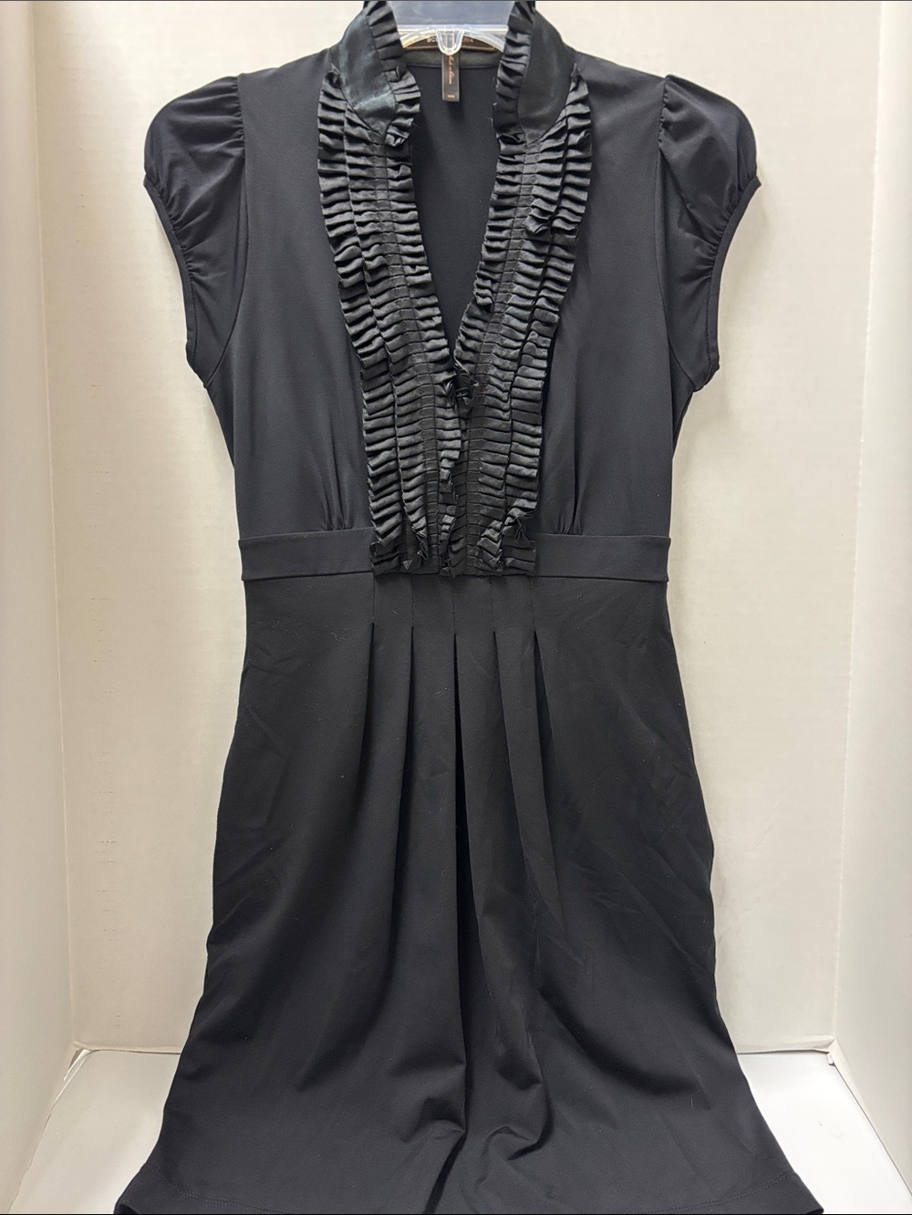 BCBGMaxAzria Black Ruffle V-Neck Cap Sleeve Dress
